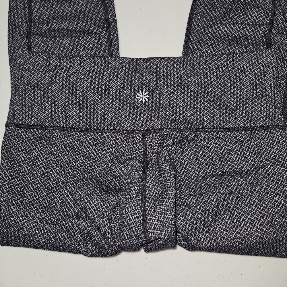 ATHLETA Energy Chaturanga Capri Leggings szMP - Picture 9 of 9